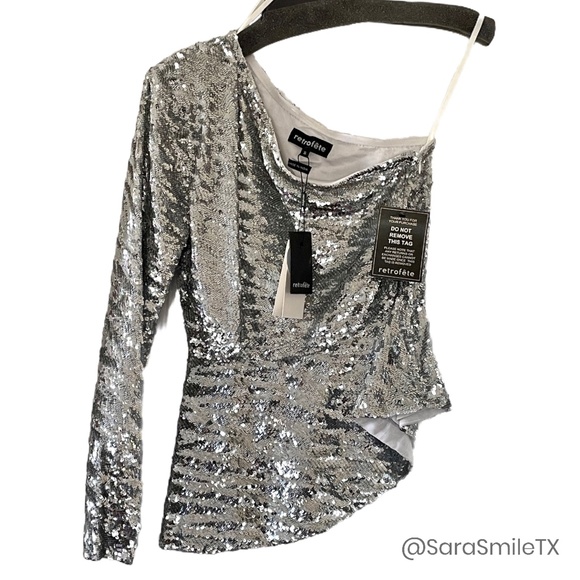 NWT {RETROFETE} ’Norma’ Silver Sequin One-Shoulder Long Sleeve Top - Picture 3 of 12